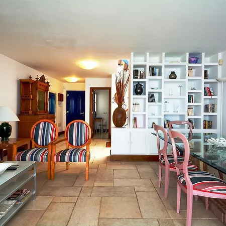 Klein Villa